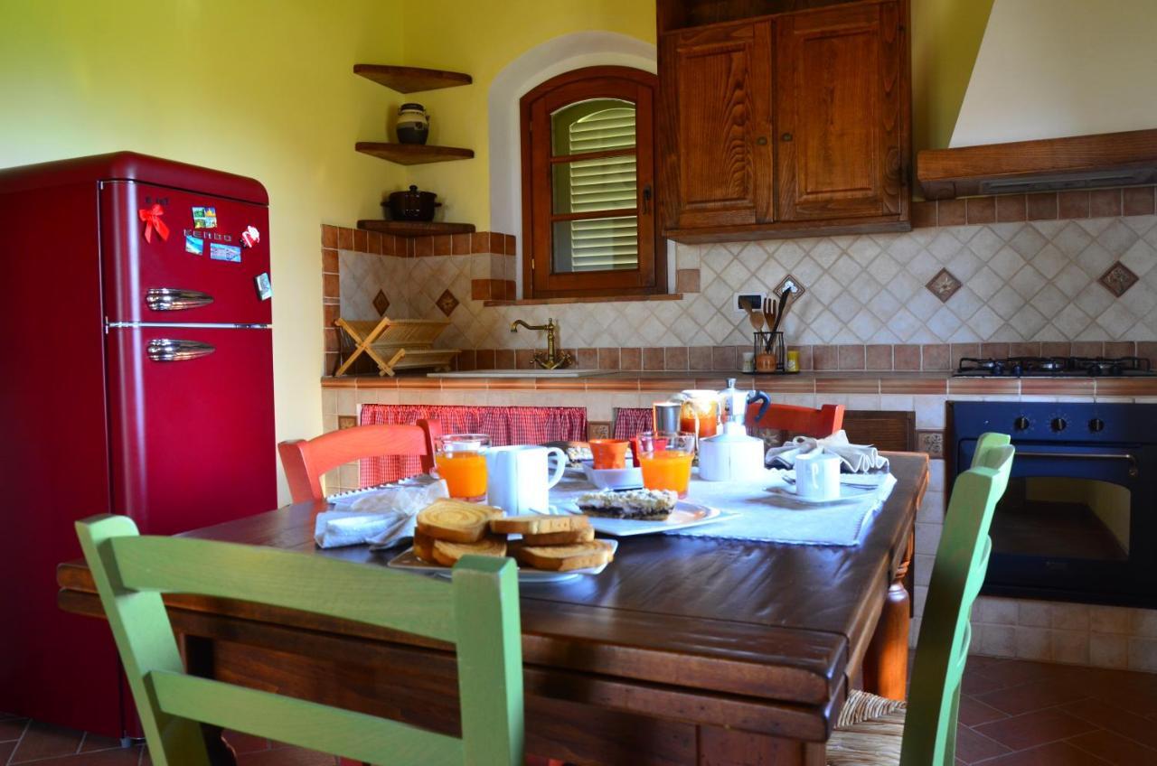 Agriturismo L'Impero Санта-Луче Экстерьер фото