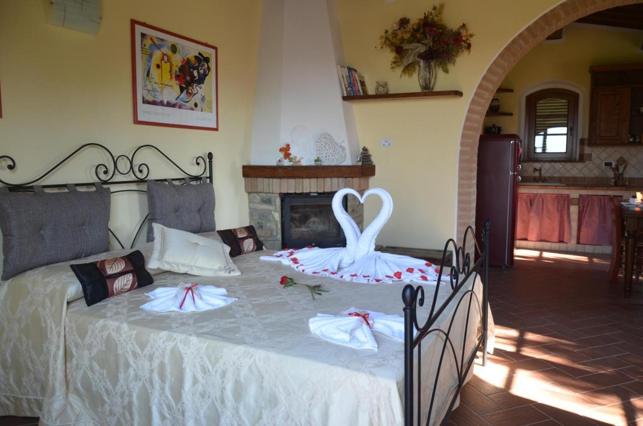Agriturismo L'Impero Санта-Луче Экстерьер фото